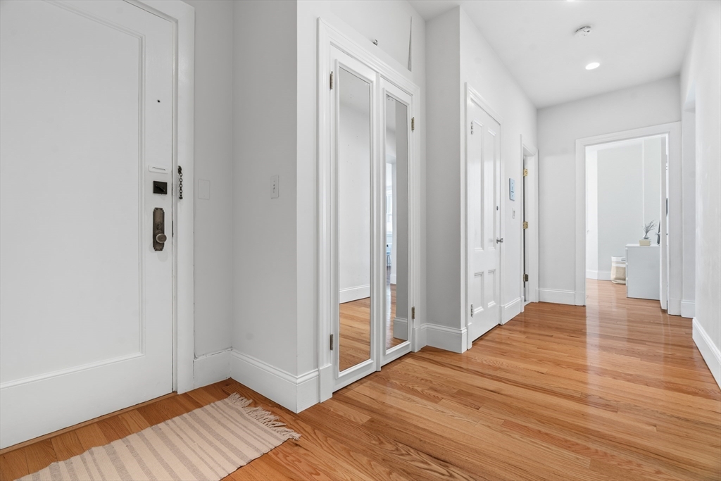 286 Beacon Street, Unit 1 Boston, MA 02116 - Photo 20 of 30