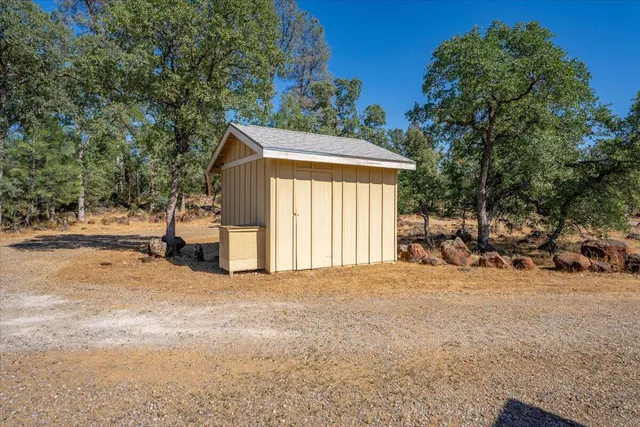 $540,000 | 25150 Dersch Road, Anderson, CA 96007