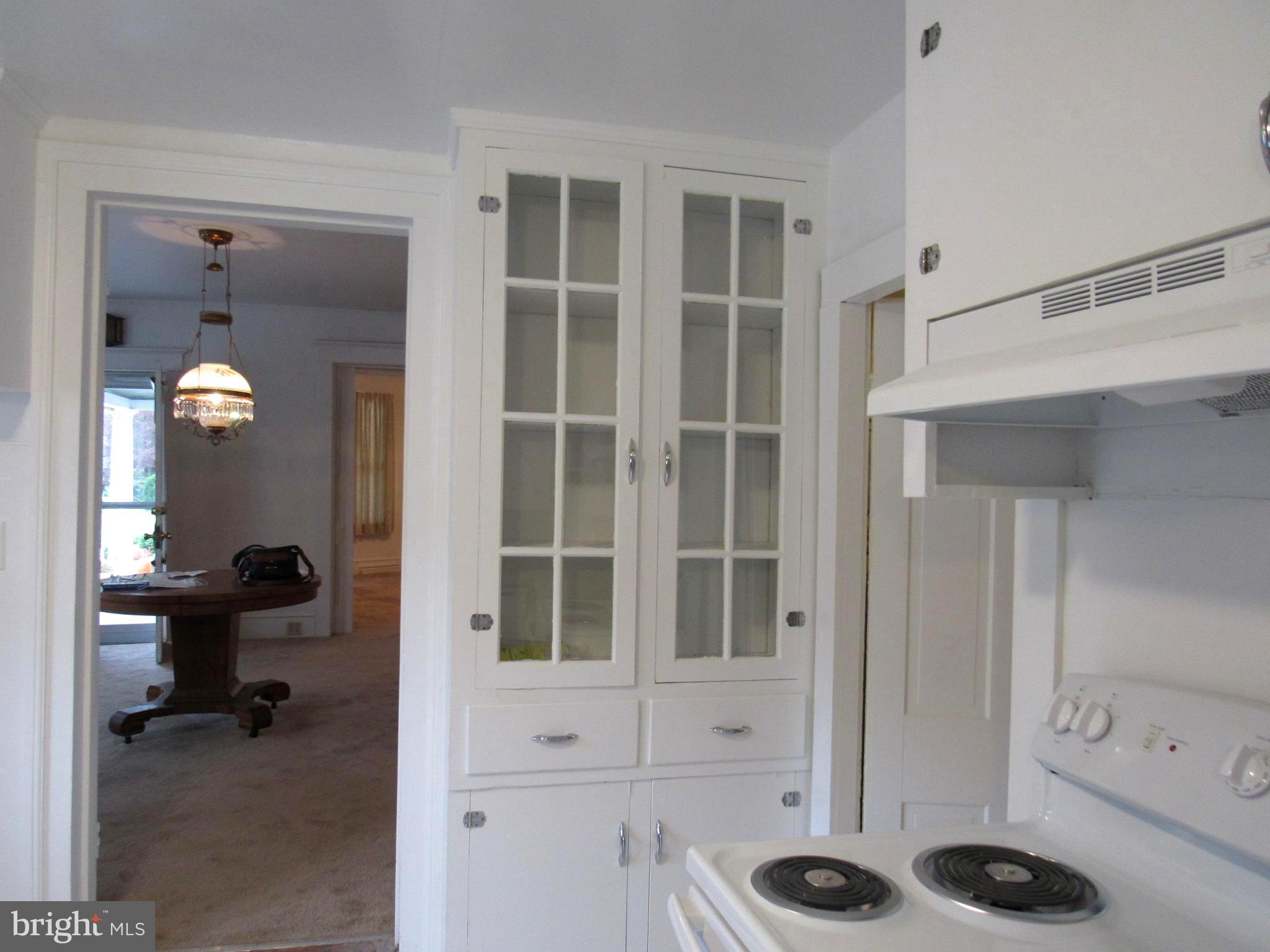 402 Pine Street Laurel, DE 19956 - Photo 16 of 84 Built in cupboard