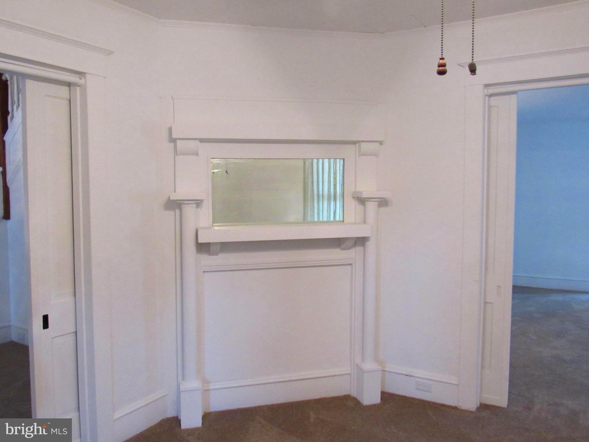 402 Pine Street Laurel, DE 19956 - Photo 20 of 84 Original mantels