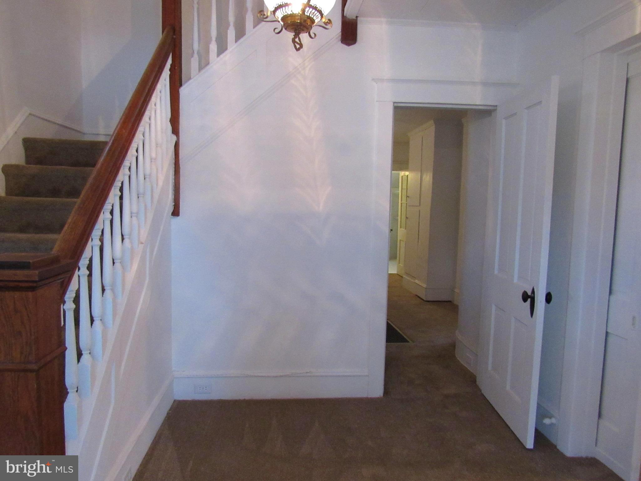 402 Pine Street Laurel, DE 19956 - Photo 23 of 84 Welcoming Foyer