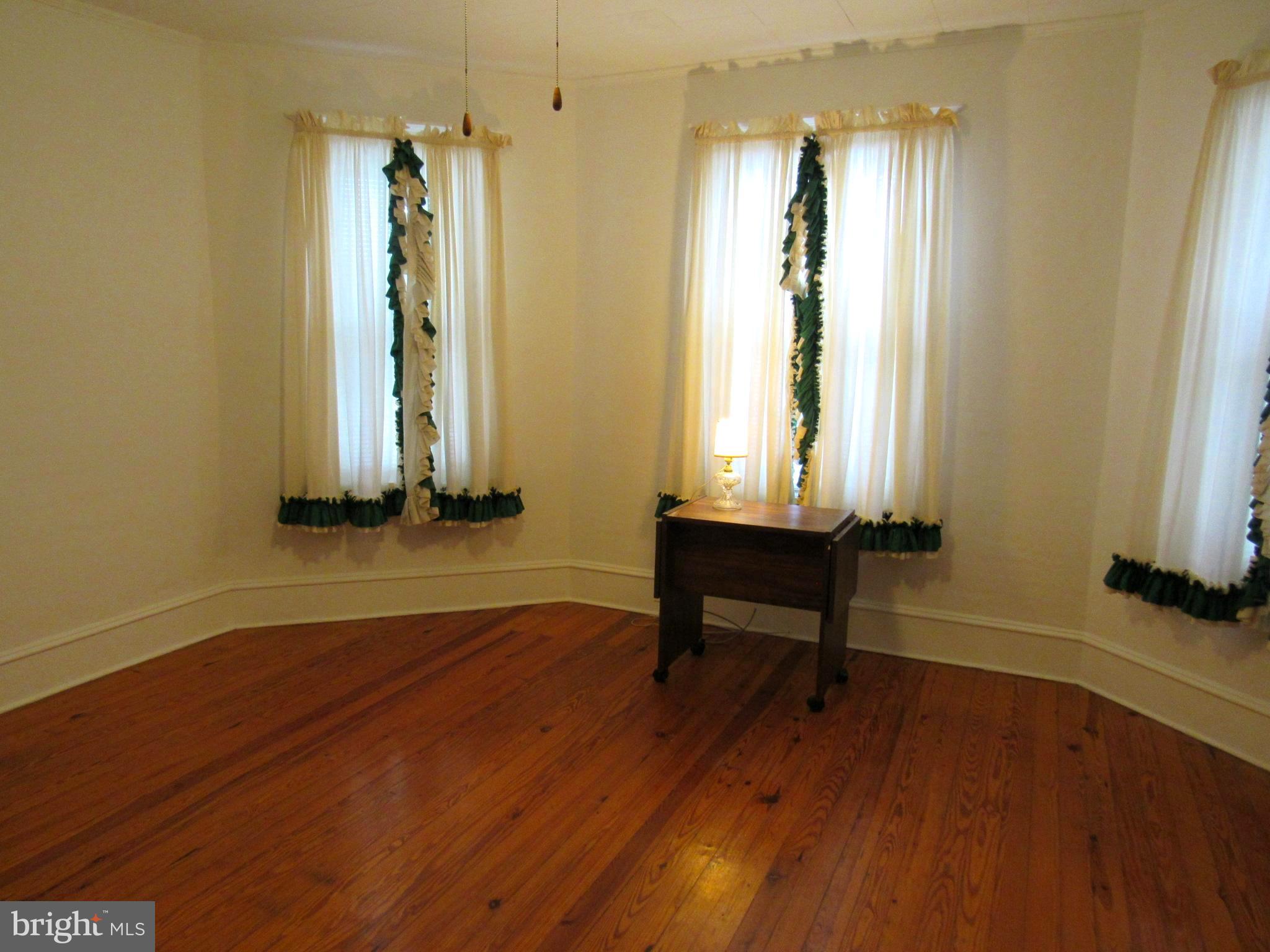 402 Pine Street Laurel, DE 19956 - Photo 33 of 84 Wonderful Master Bedroom