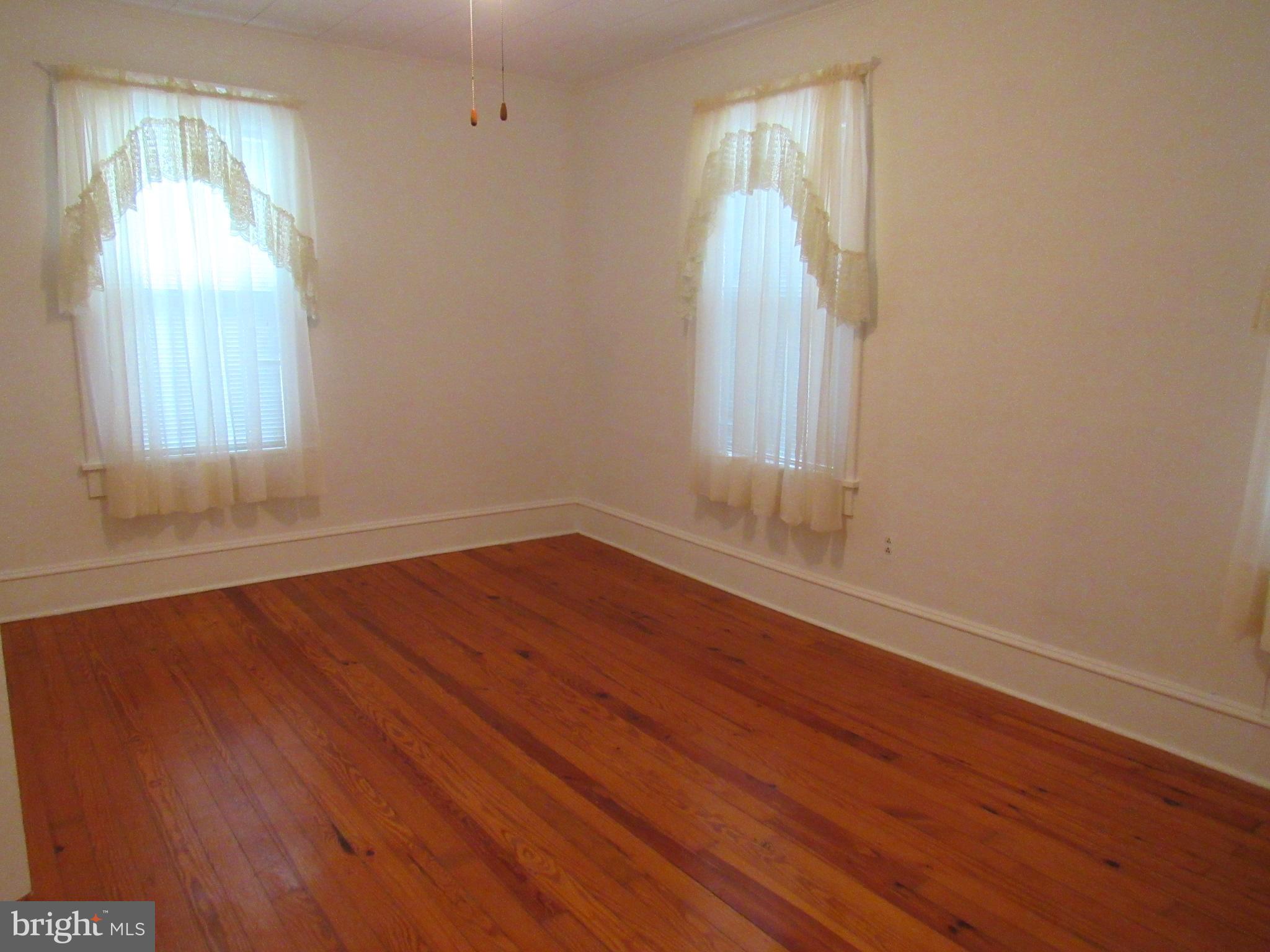 402 Pine Street Laurel, DE 19956 - Photo 36 of 84 Second upstairs bedroom
