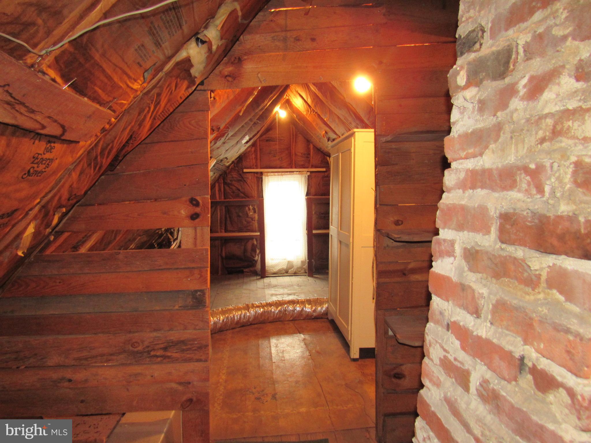 402 Pine Street Laurel, DE 19956 - Photo 41 of 84 Spacious attic