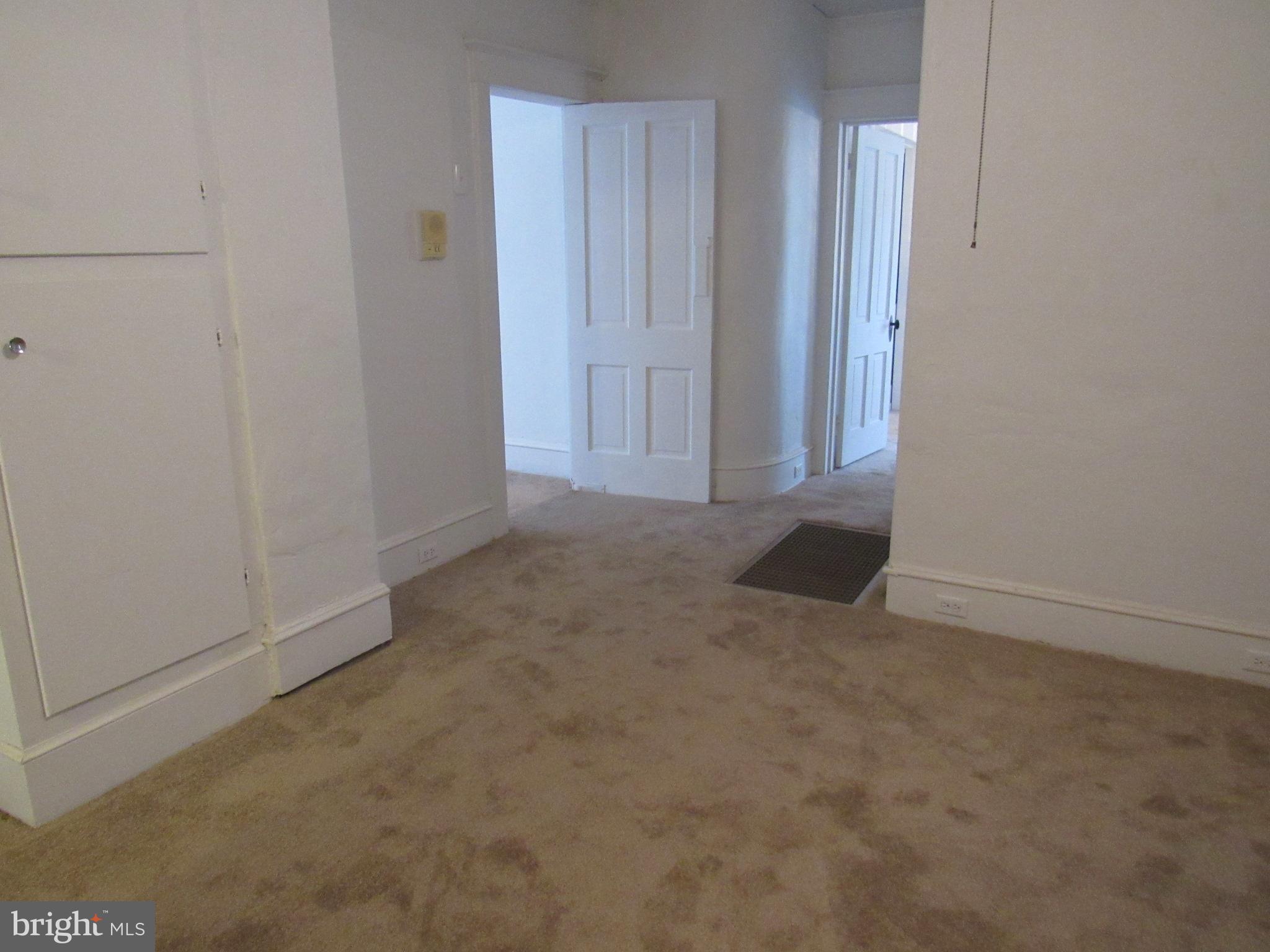 402 Pine Street Laurel, DE 19956 - Photo 52 of 84 Parlor? Another sleeping area?