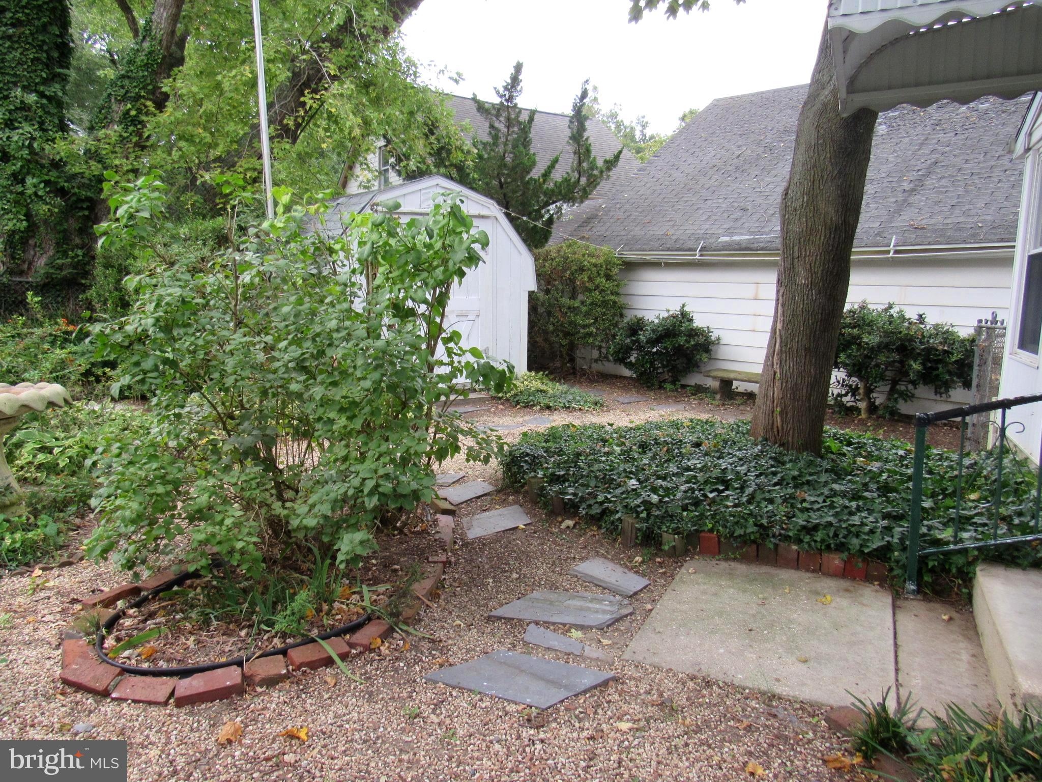 402 Pine Street Laurel, DE 19956 - Photo 55 of 84 Another View of the Garden