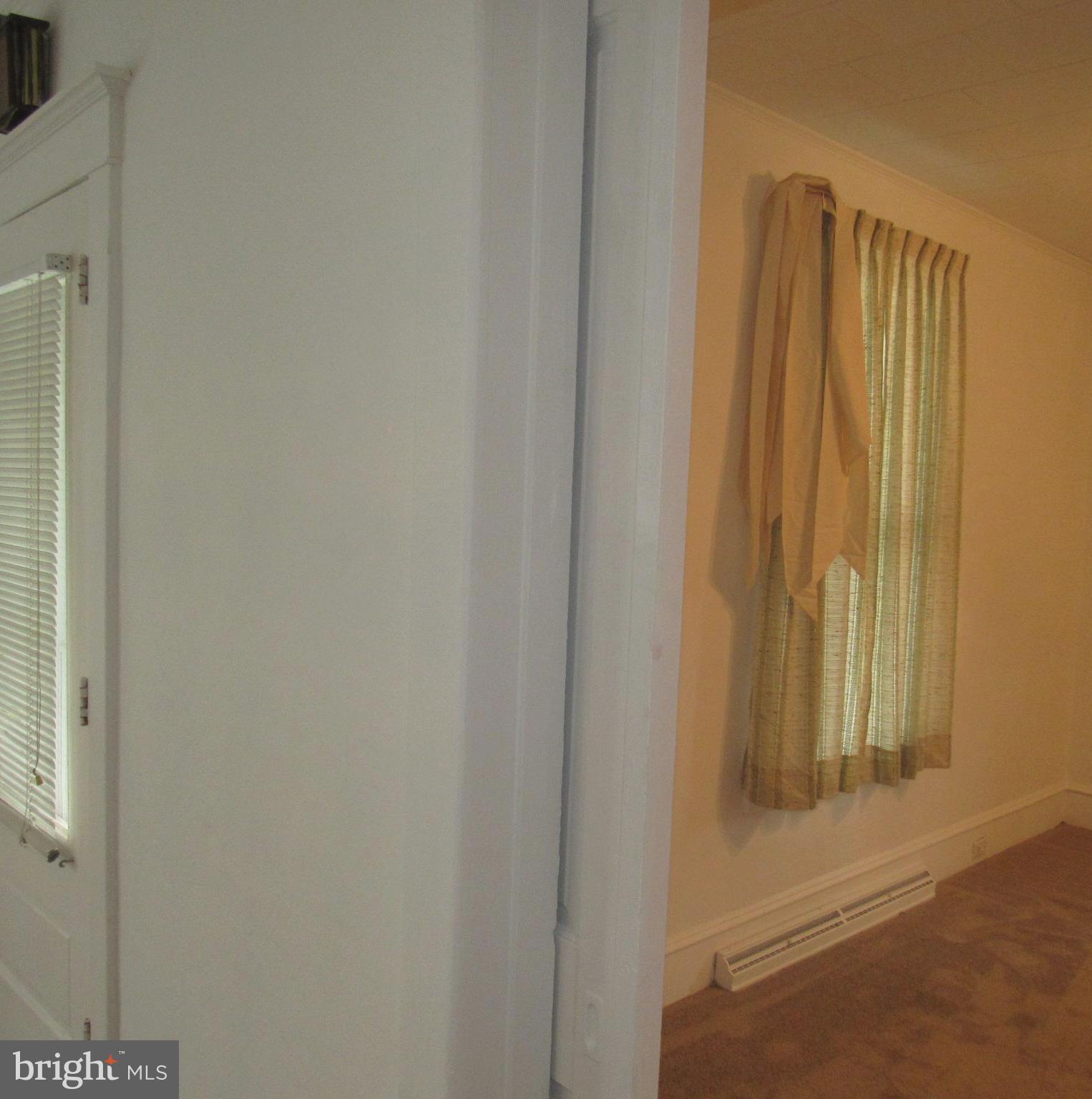 402 Pine Street Laurel, DE 19956 - Photo 78 of 84 Pocket doors