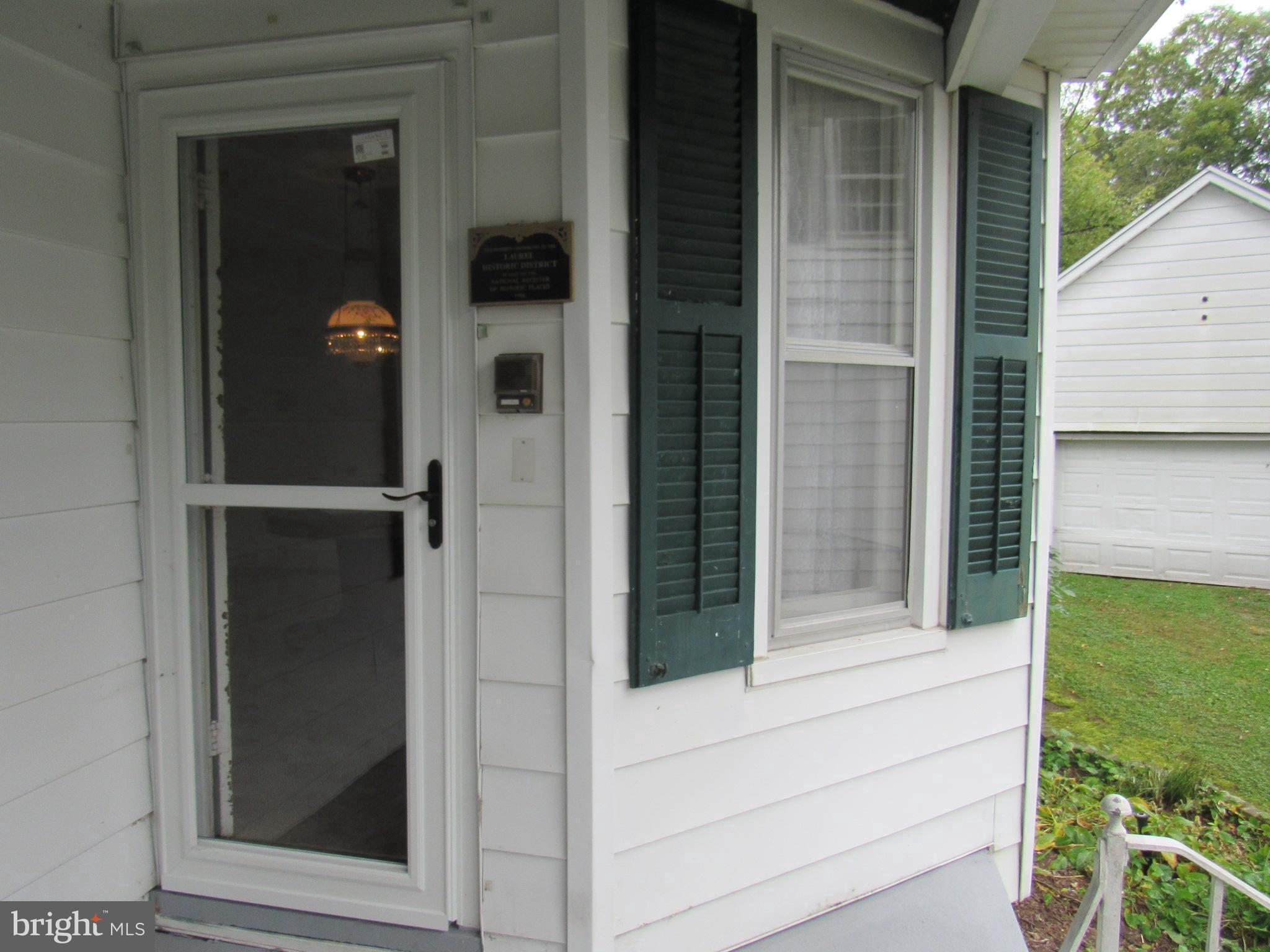 402 Pine Street Laurel, DE 19956 - Photo 81 of 84 Dining Room Entrance
