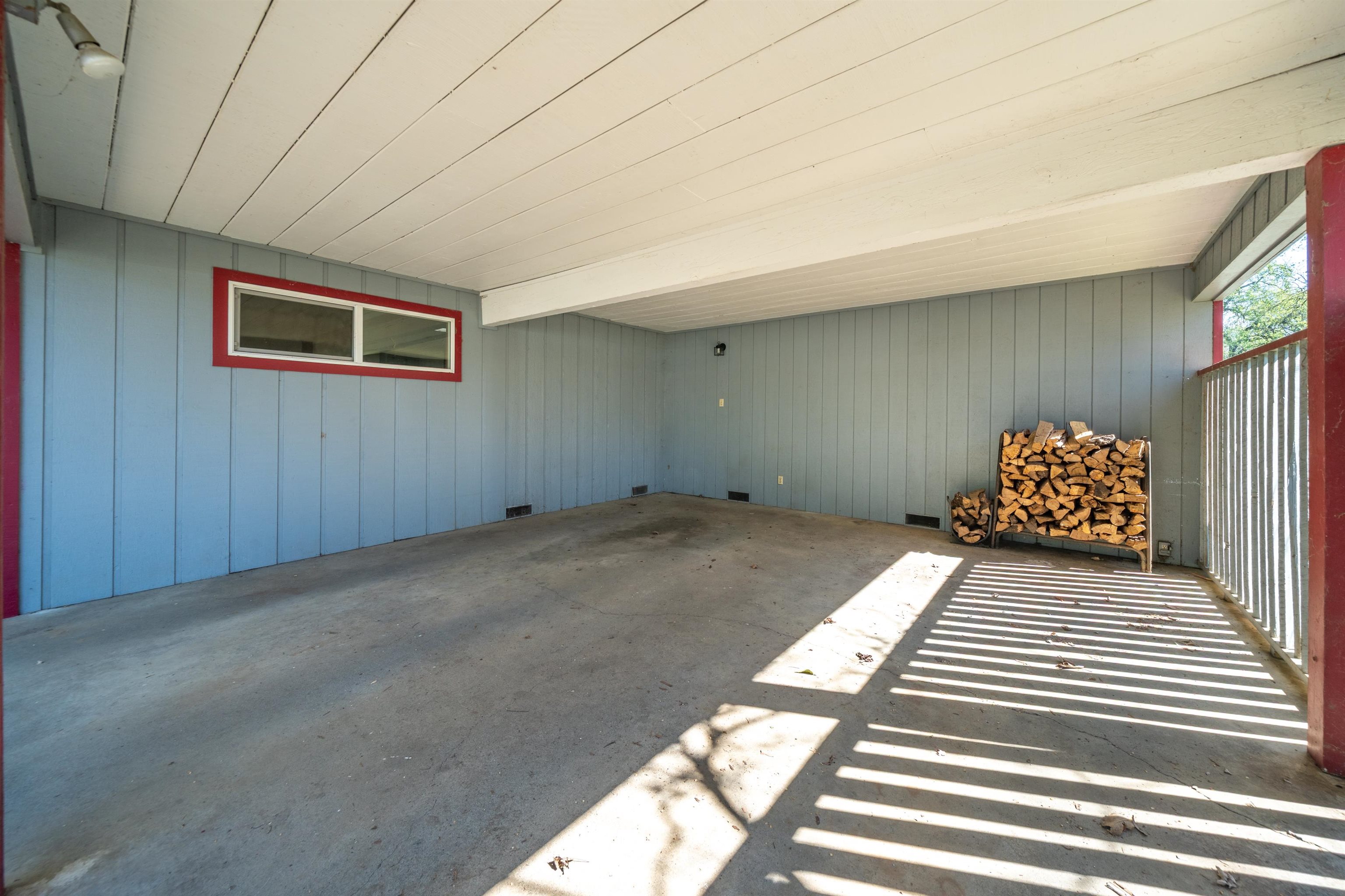 3081 Henderson Road Redding, CA 96002 - Photo 34 of 38