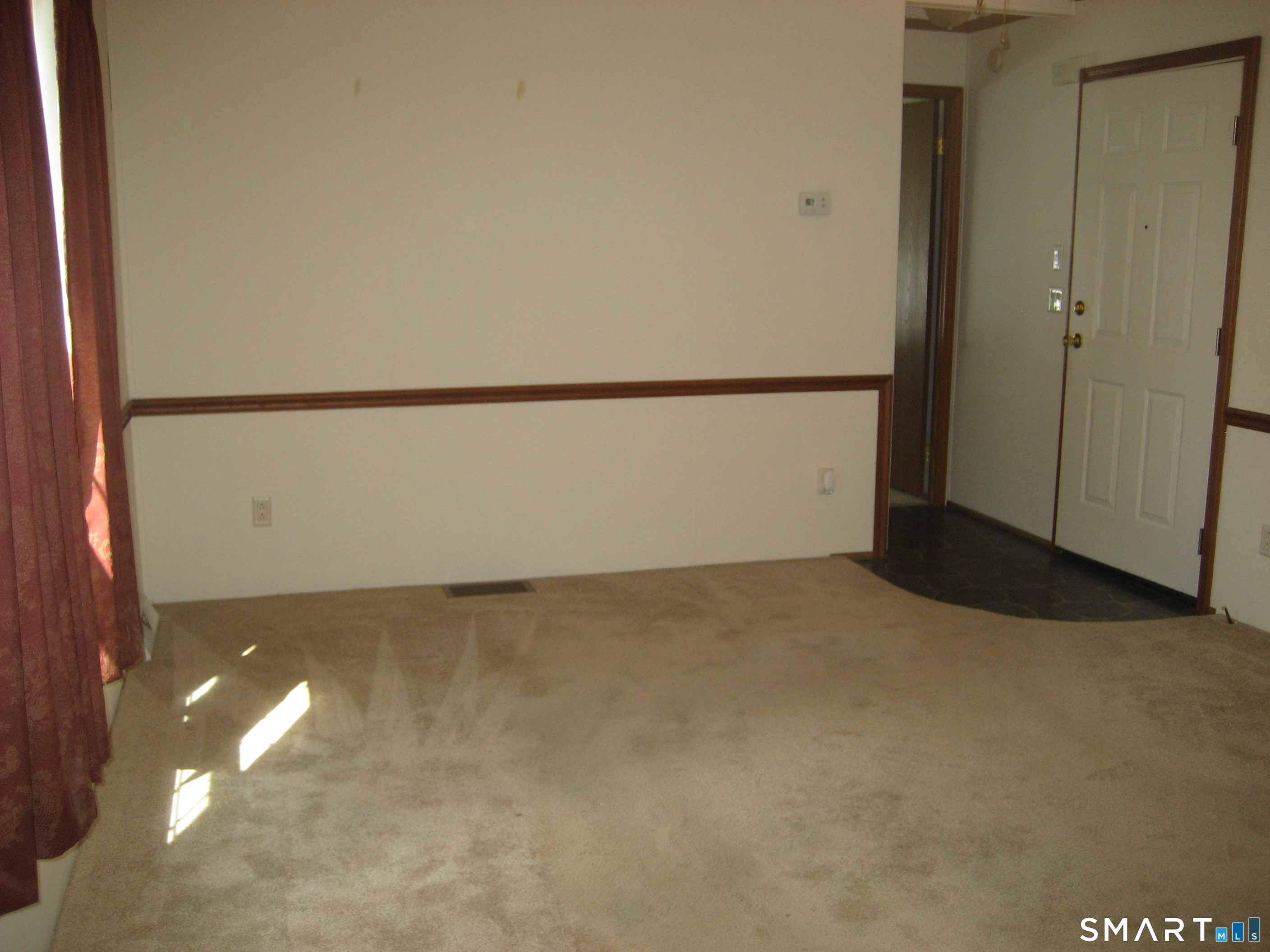 136 Hunters Road Norwich, CT 06360 - Photo 4 of 14 Gallery Image 4