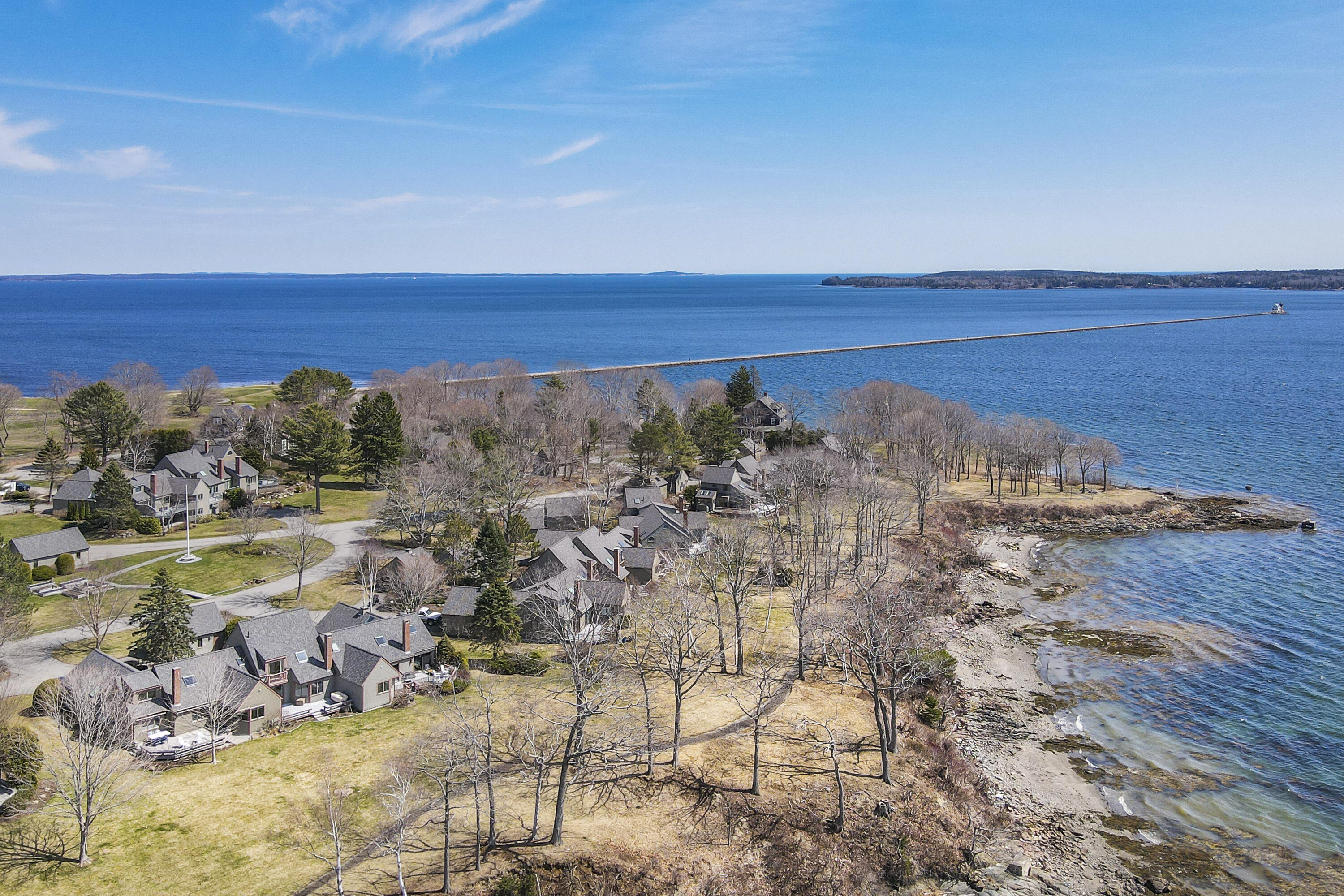49 Jameson Point Road, Unit 22 Rockland, ME 04841 - Photo 8 of 37 35-49JamesonPointRd-Rockland-KS