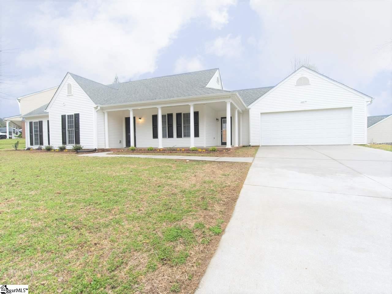 237 Springfield Circle Easley, SC 29642 - Photo 1 of 25 Gallery Image 1