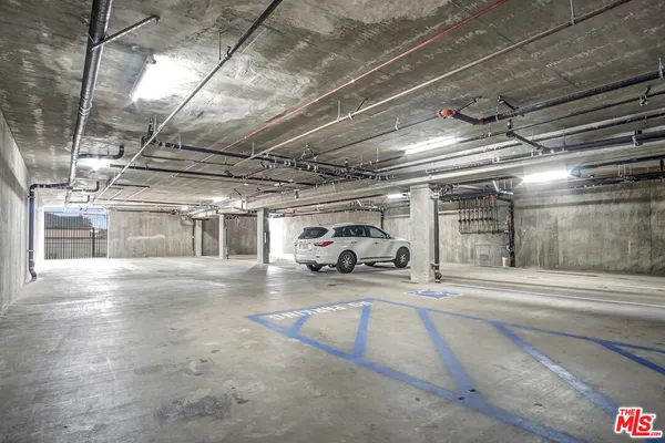 $3,000 | 10035 South Western Avenue, Unit 2, Los Angeles, CA 90047