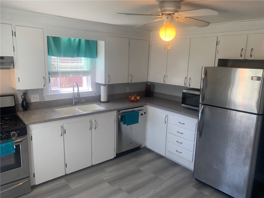 200 Woodhaven Road Pawtucket, RI 02861 - Photo 5 of 20 Gallery Image 5