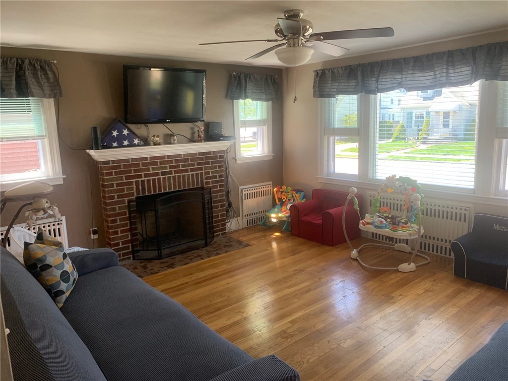 200 Woodhaven Road Pawtucket, RI 02861 - Photo 7 of 20 Gallery Image 7
