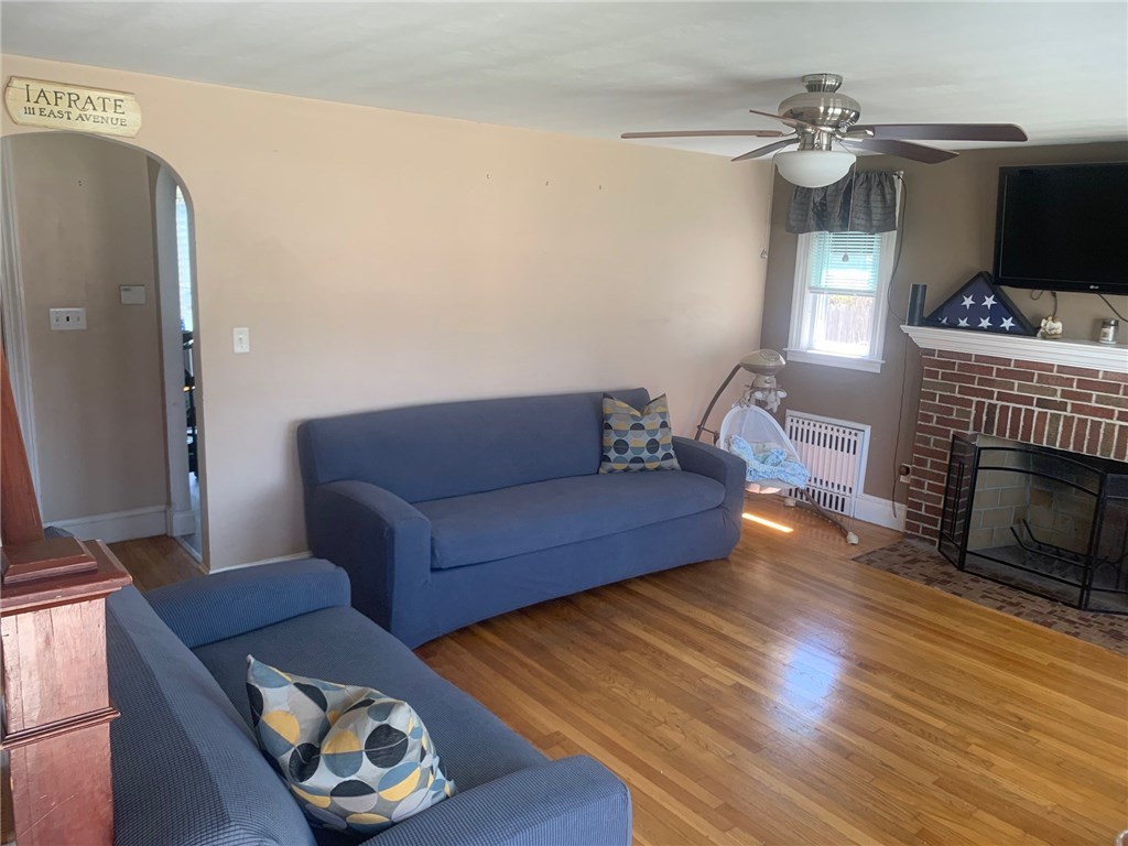 200 Woodhaven Road Pawtucket, RI 02861 - Photo 8 of 20 Gallery Image 8