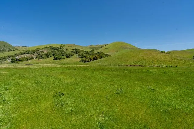a view of an mountain
