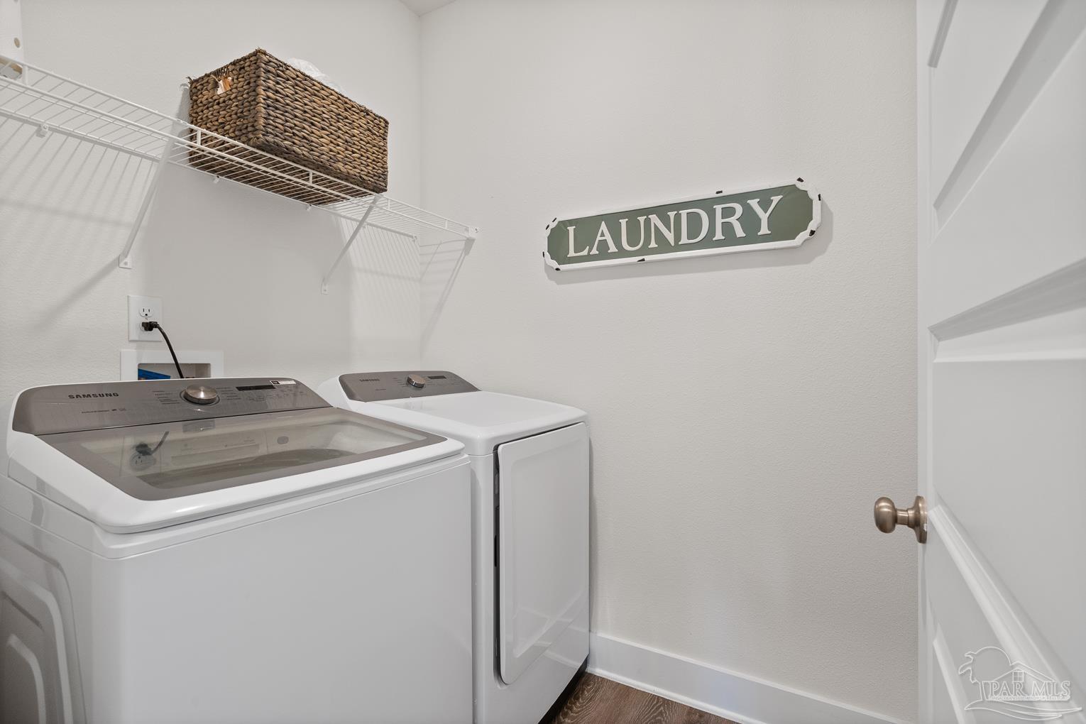 5773 Danbury Boulevard Pace, FL 32571 - Photo 26 of 34 a bathroom with a sink and a mirror