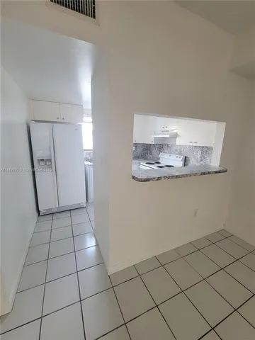 $2,250 | 355 East 33rd Street, Unit 203, Hialeah, FL 33013