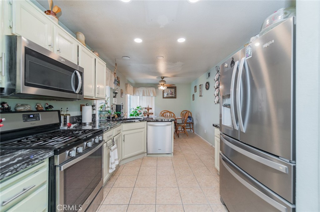 2074 Alfalfadale Road Perris, CA 92571 - Photo 9 of 16 Gallery Image 9
