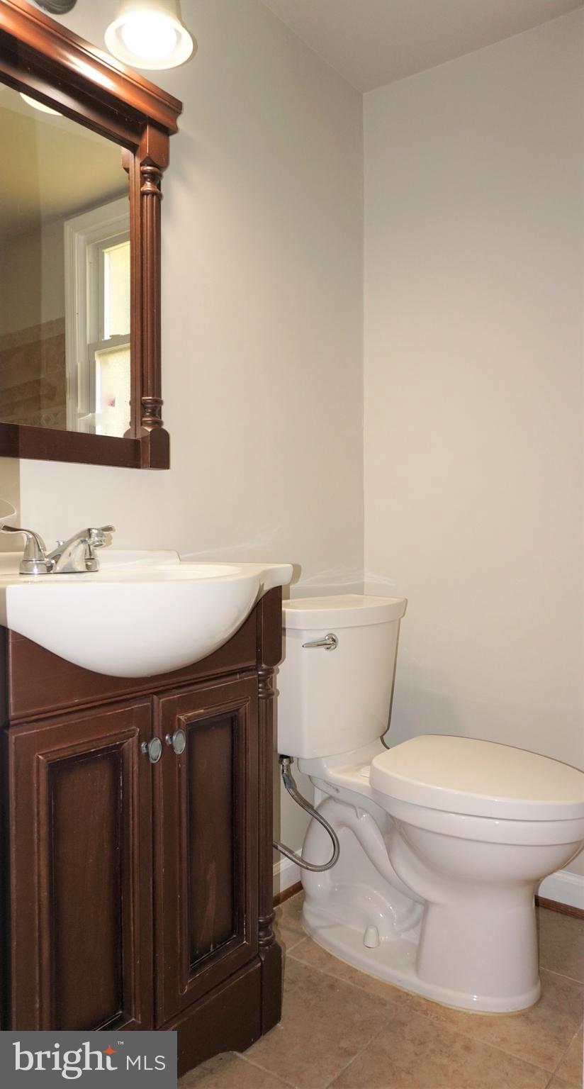 15135 Georgia Road Woodbridge, VA 22191 - Photo 12 of 19 Gallery Image 12
