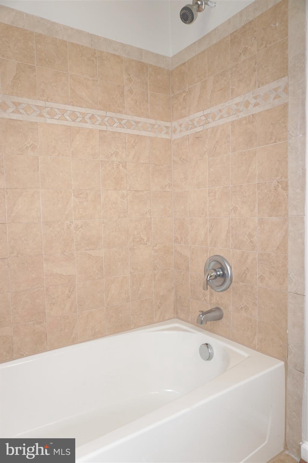 15135 Georgia Road Woodbridge, VA 22191 - Photo 13 of 19 Gallery Image 13