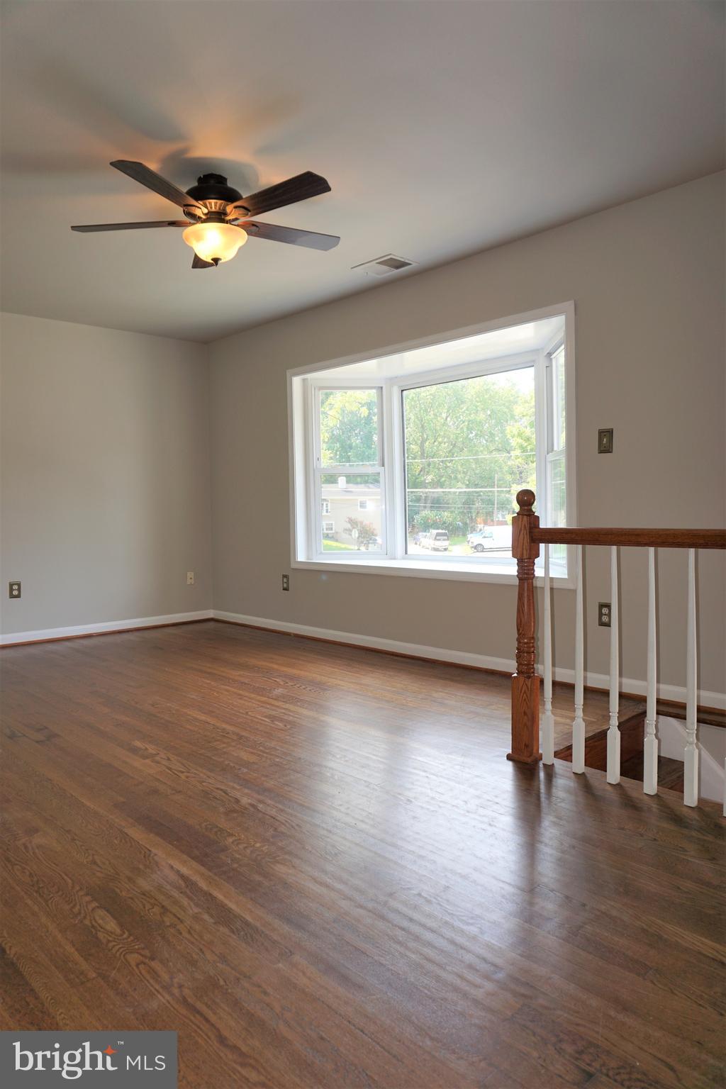 15135 Georgia Road Woodbridge, VA 22191 - Photo 6 of 19 Gallery Image 6