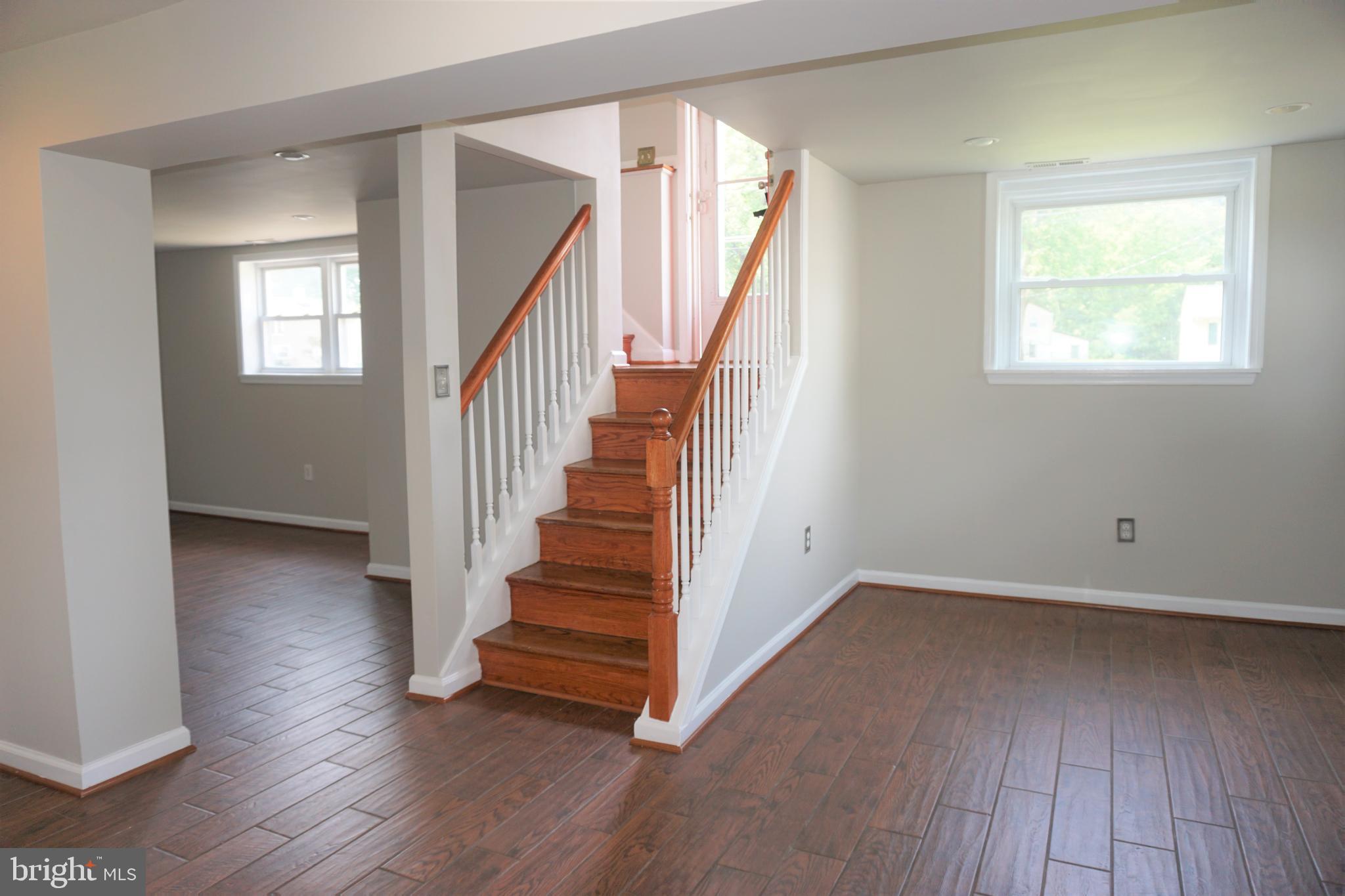 15135 Georgia Road Woodbridge, VA 22191 - Photo 8 of 19 Gallery Image 8