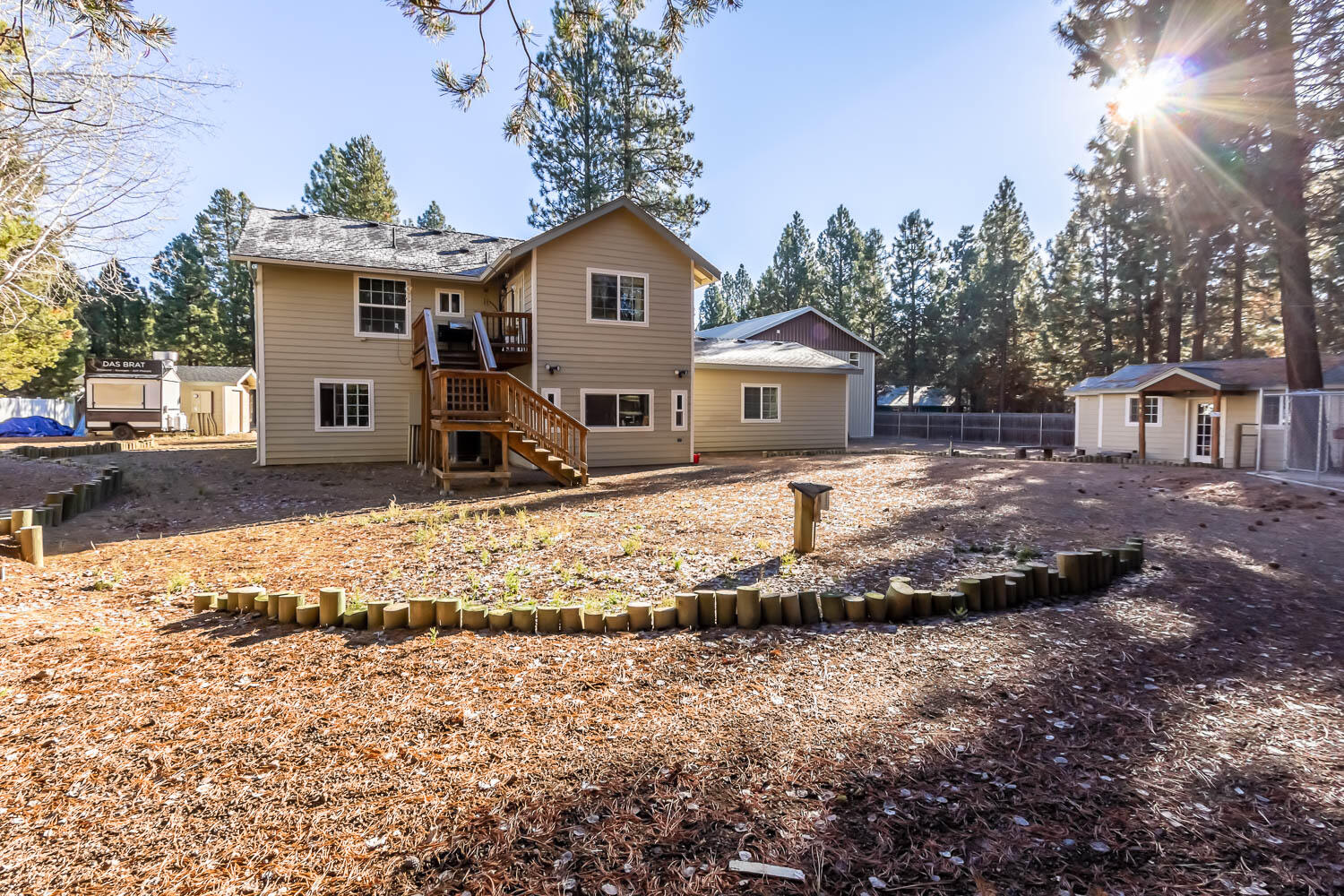 53345 Andrews Road La Pine, OR 97739 - Photo 5 of 42 Large back yard