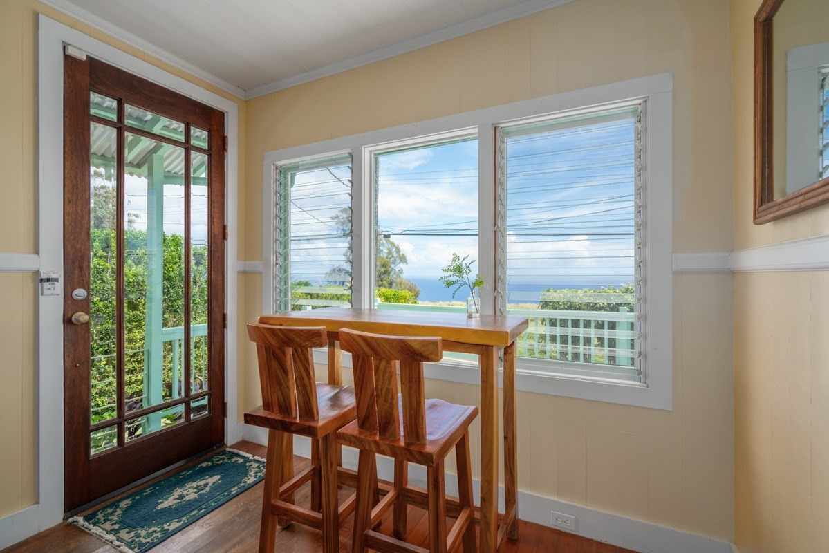 48-5263 Kukuihaele Road Honokaa, HI 96727 - Photo 10 of 30 a dining room with furniture and window