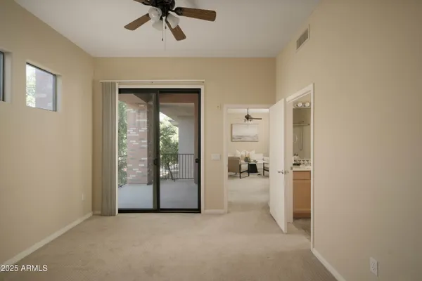 $449,000 | 2989 North 44th Street, Unit 2001, Phoenix, AZ 85018