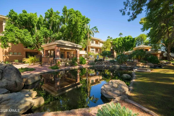 $449,000 | 2989 North 44th Street, Unit 2001, Phoenix, AZ 85018