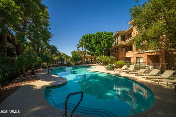 $449,000 | 2989 North 44th Street, Unit 2001, Phoenix, AZ 85018