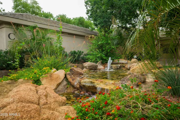 $449,000 | 2989 North 44th Street, Unit 2001, Phoenix, AZ 85018