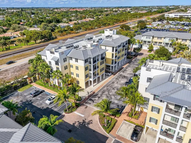 $3,000 | 3130 West Latitude Circle, Unit 103, Delray Beach, FL 33483