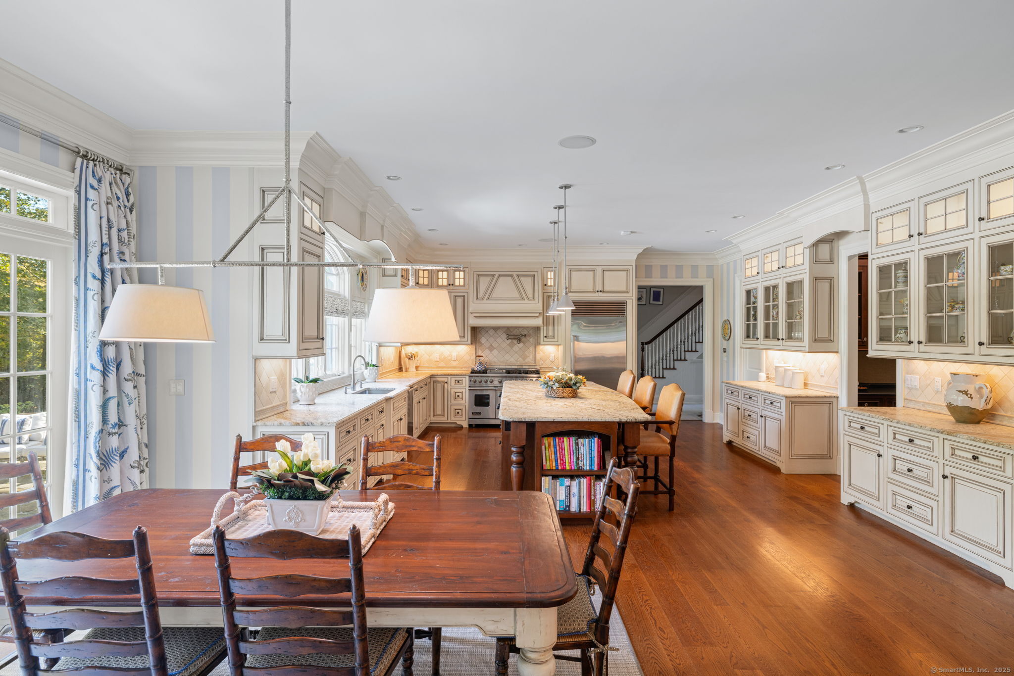 76 Sturges Ridge Road Wilton, CT 06897 - Photo 11 of 40