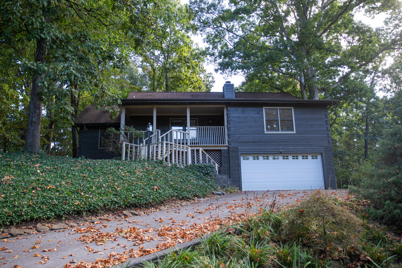1625 Rushing Wind Lane Knoxville, TN 37922 - Photo 2 of 23 Angela-9656