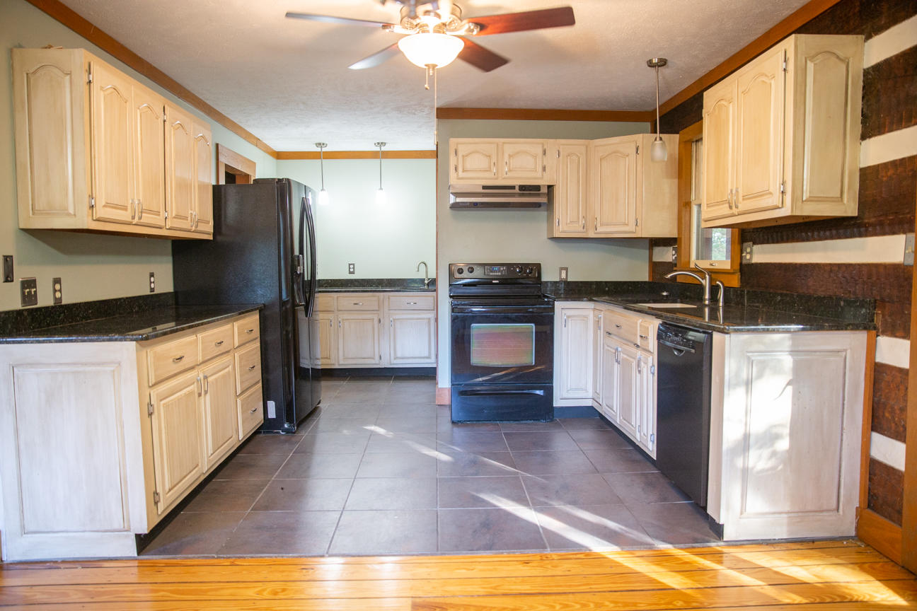 1625 Rushing Wind Lane Knoxville, TN 37922 - Photo 14 of 23 Angela-9679