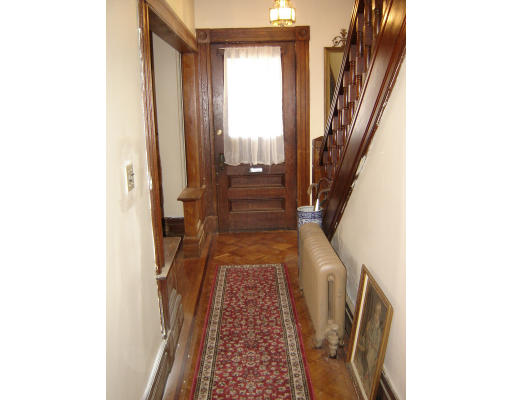22 Vassar Street Springfield, MA 01109 - Photo 15 of 26 Gallery Image 15