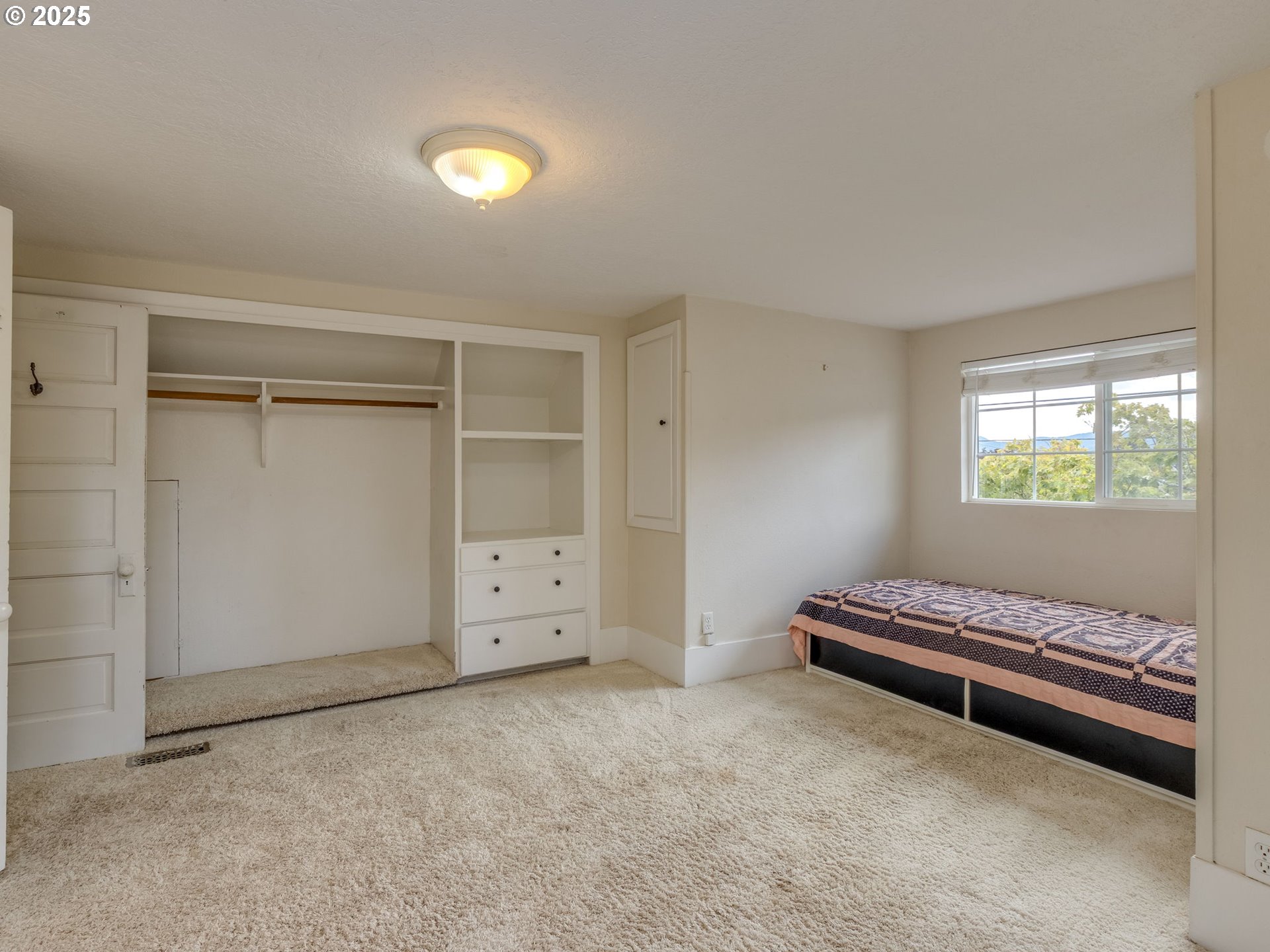 1833 D Street Forest Grove, OR 97116 - Photo 29 of 46 Bedroom