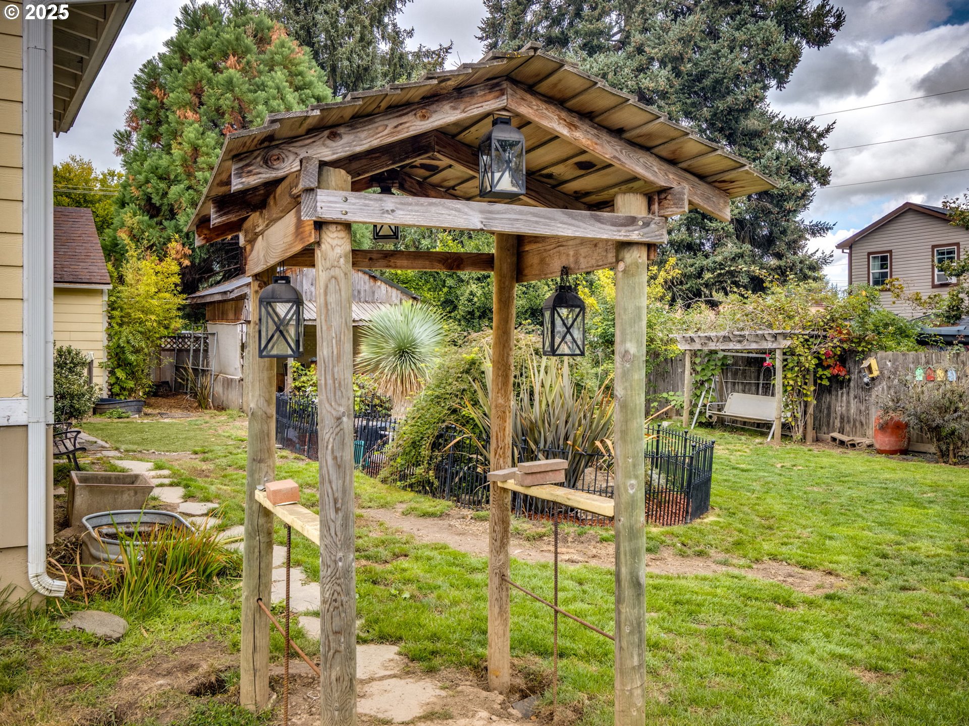 1833 D Street Forest Grove, OR 97116 - Photo 32 of 46