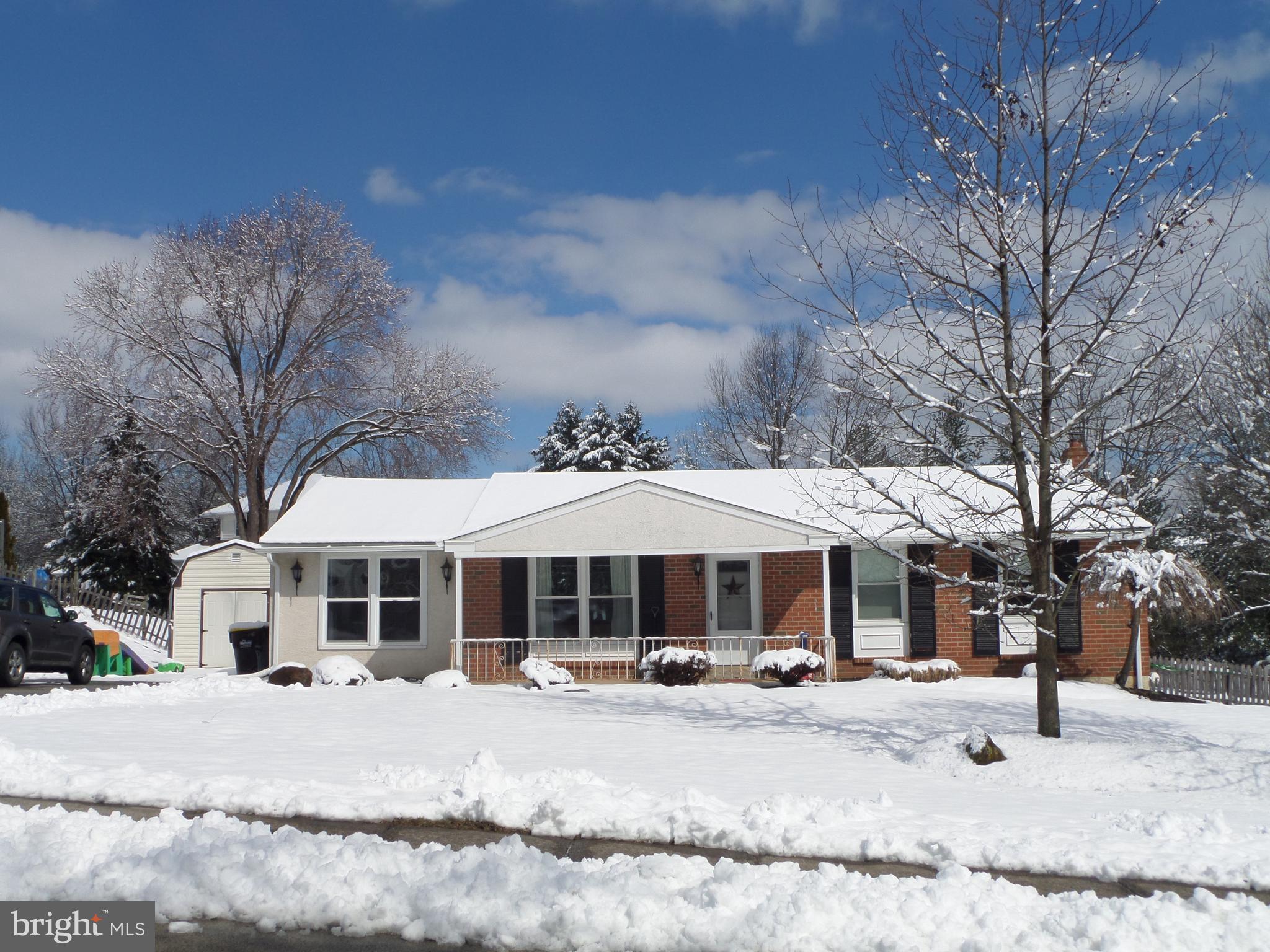 922 Independence Road Norristown, PA 19403 - Photo 2 of 37 Gallery Image 2