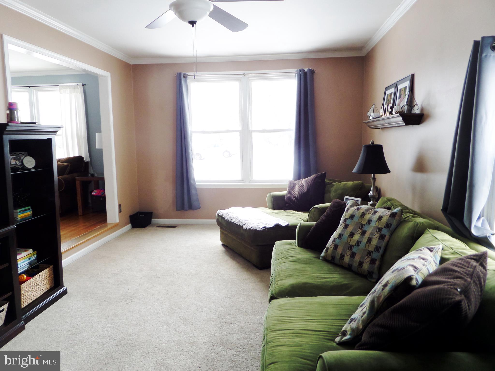 922 Independence Road Norristown, PA 19403 - Photo 11 of 37 Gallery Image 11
