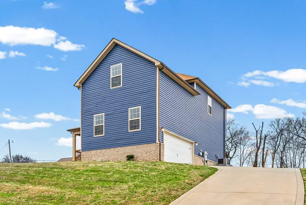 $2,000 | 1395 Holden Drive, Clarksville, TN 37042