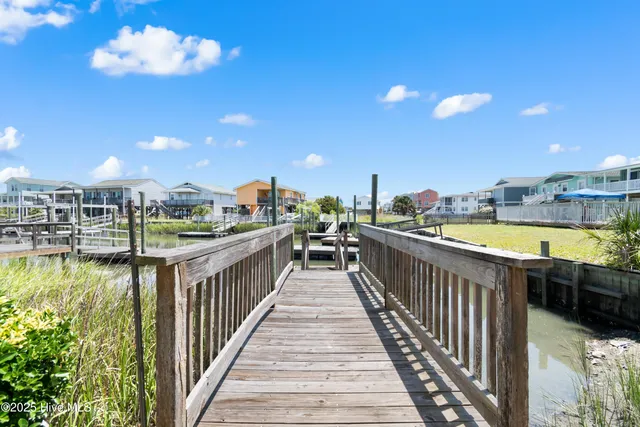 $859,000 | 108 Tarpon Drive, Holden Beach, NC 28462