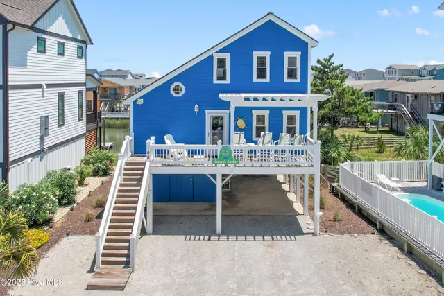 $859,000 | 108 Tarpon Drive, Holden Beach, NC 28462