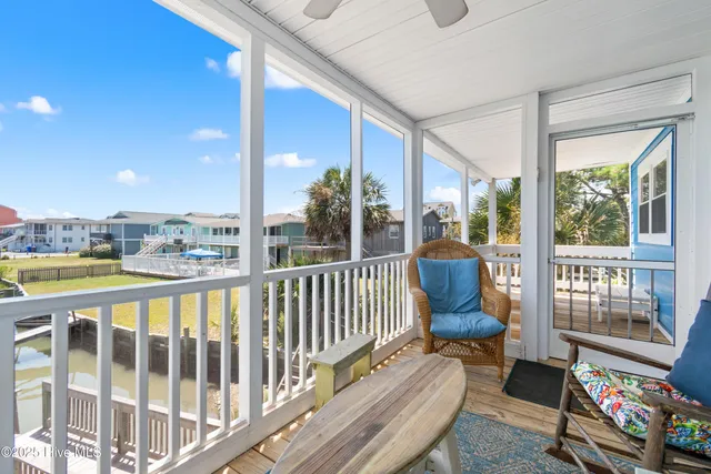 $859,000 | 108 Tarpon Drive, Holden Beach, NC 28462