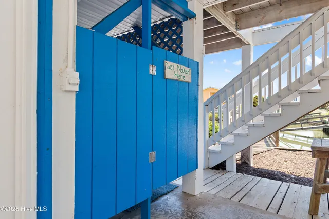 $859,000 | 108 Tarpon Drive, Holden Beach, NC 28462