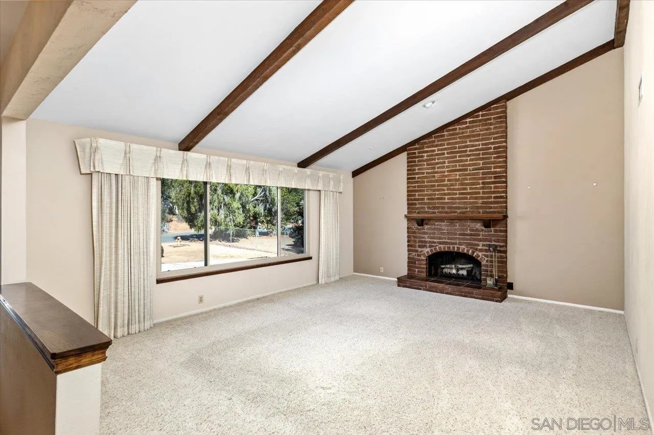 1970 Rohn Road Escondido, CA 92025 - Photo 6 of 47 Gallery Image 6