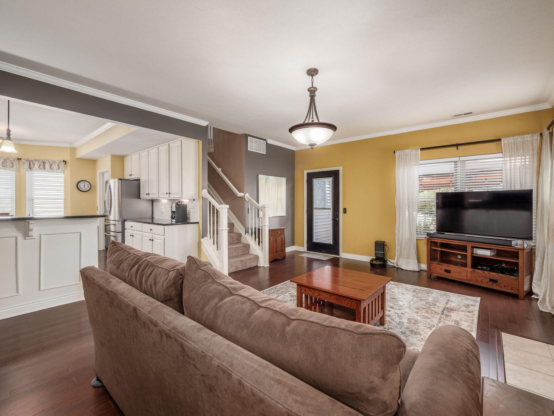 5940 Meehan Road Dublin, OH 43016 - Photo 15 of 36 Family Room